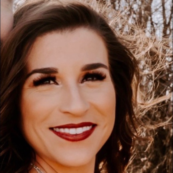 Meet your Posher, Cassidy - Picture 1 of 1